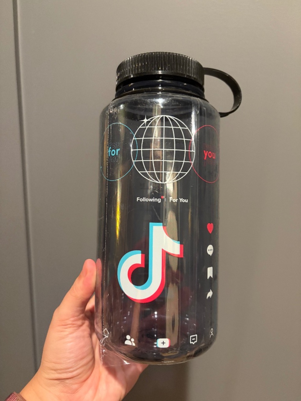 brand new - black Tik Tok 32 oz Nalgene water bottle